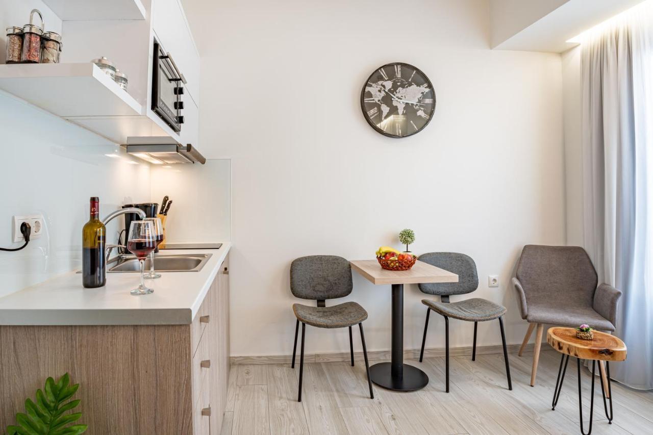 White & Gray Apartment Rethymno  Exterior photo
